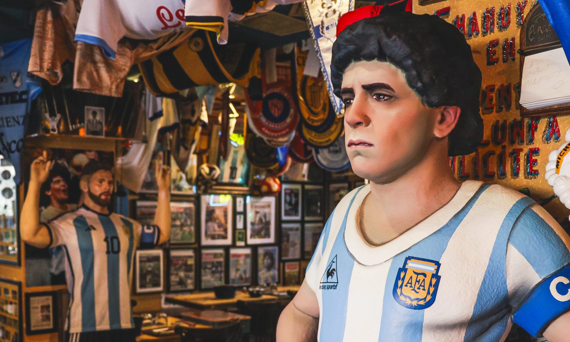 Viejo-almacen-Buenos-Aires-Maradona-Ninot