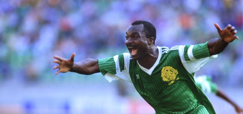 Roger-Milla-Camerun-Bari-1990.