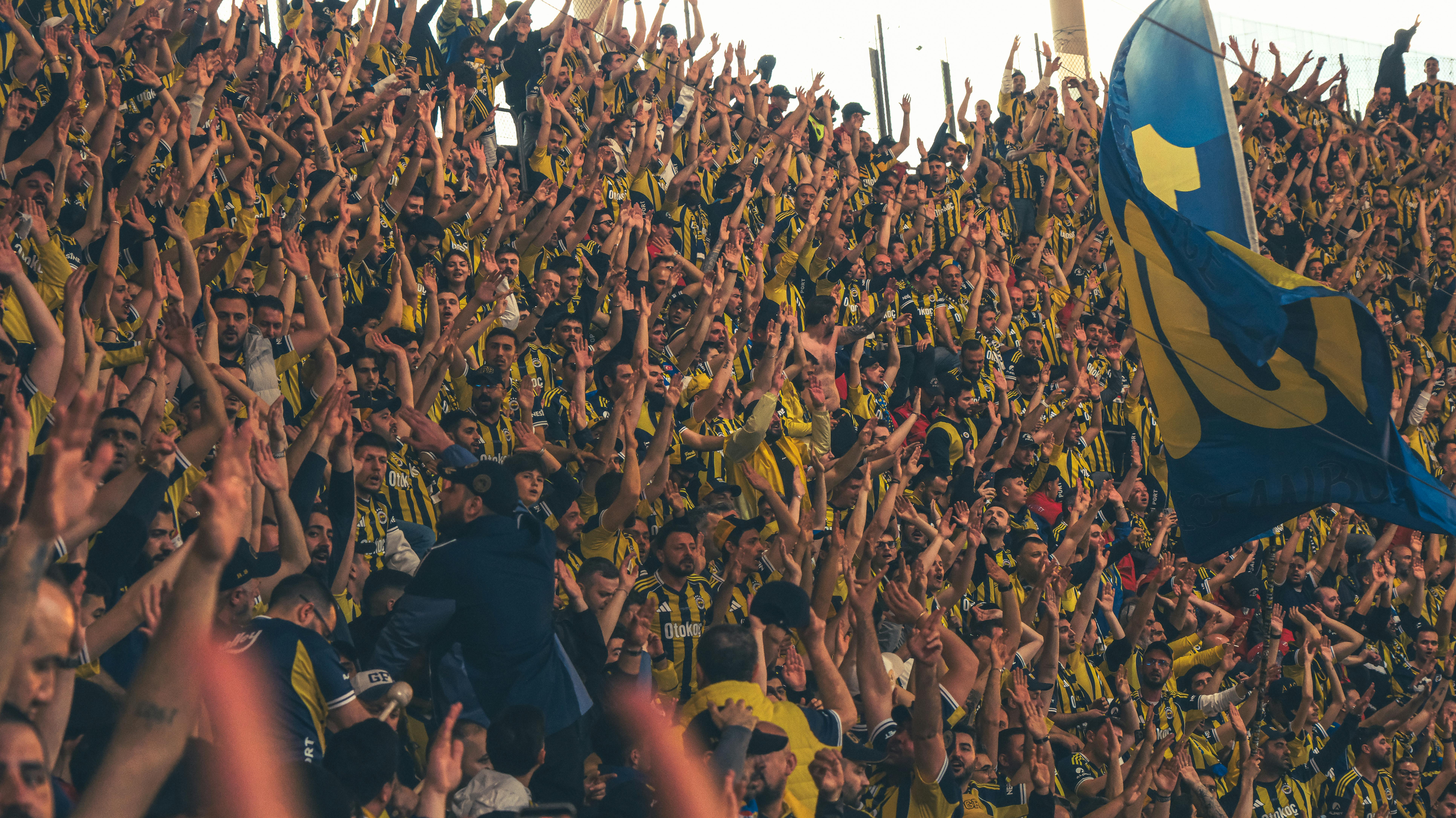 Hinchas-Fenerbahce